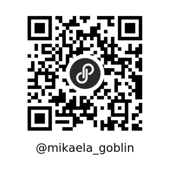 @mikaela_goblin is live!!! - Picture 6 of 6